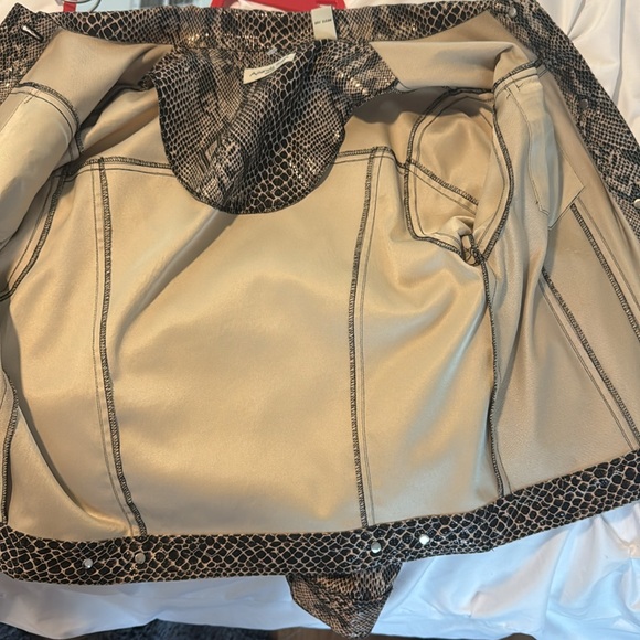 Amanda Smith Snake Print Women's Jacket- size 6 - Picture 5 of 5